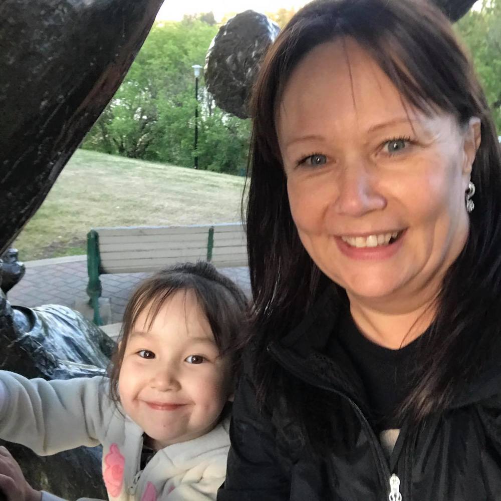 Meet your Posher, Pamela